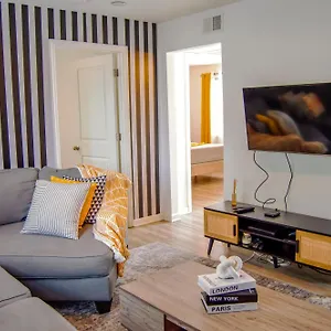 Cozy Condo, Minutes From Broadwy, Sleeps 5 Nashville